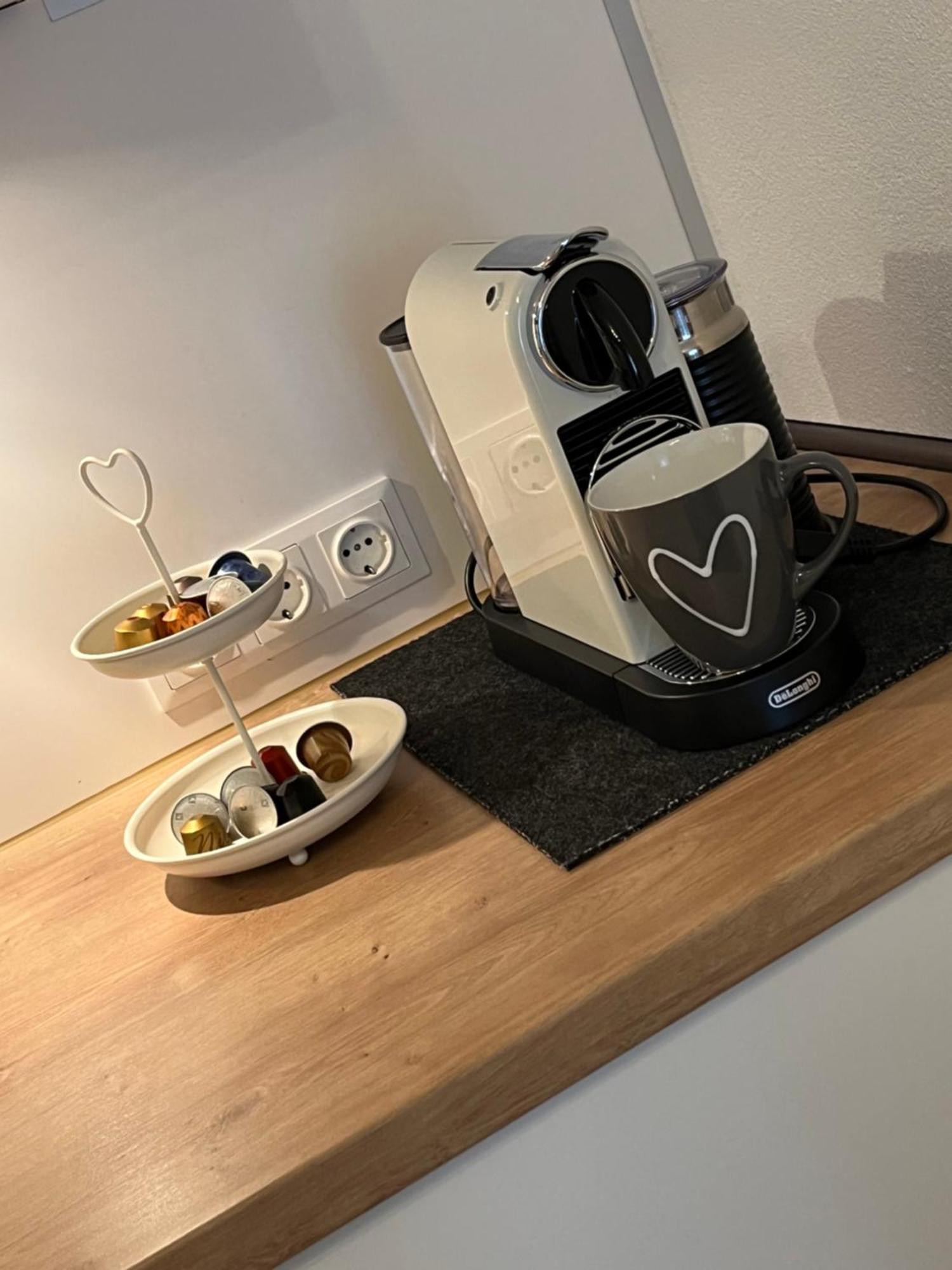 Schoene Ferienwohnung 2,5 Zimmer In Stadtnaehe Mit Eigenem Hofgarten Balingen Exterior foto